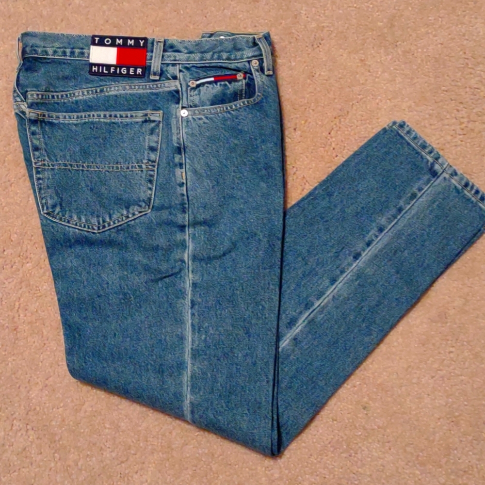 TOMMY HILFIGER JEANS